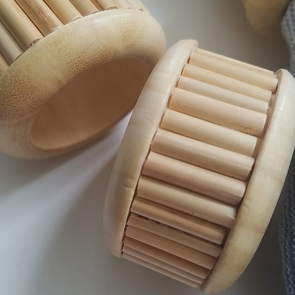 Bamboo and natural wood napkin rings - Picture 2 of 3